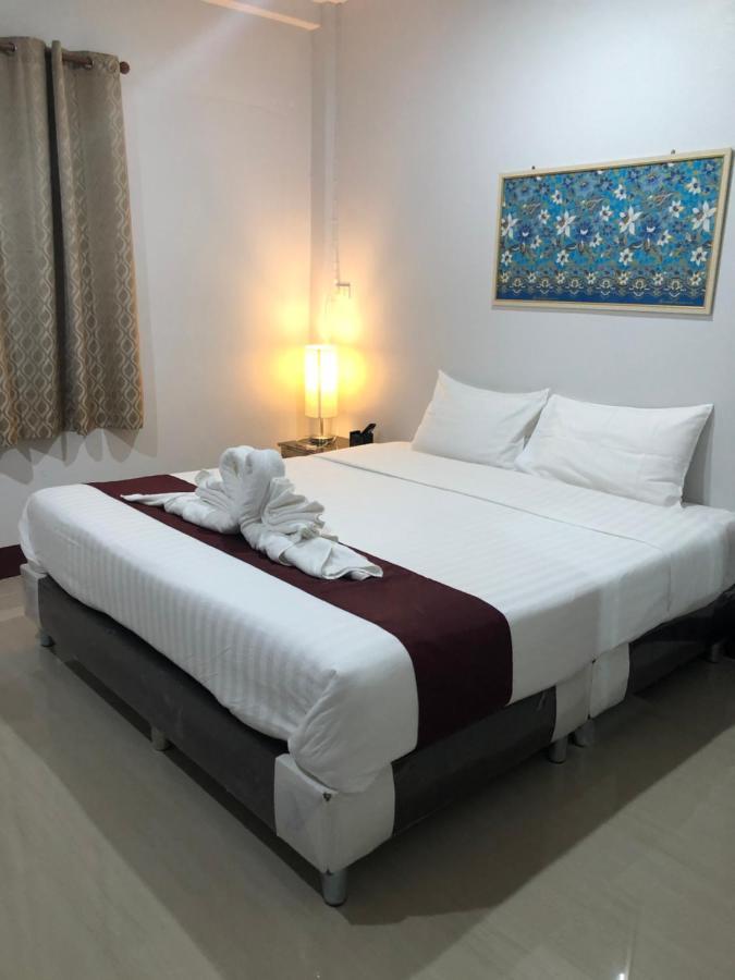 Hotel Y&N House à Prachuap Khiri Khan Extérieur photo