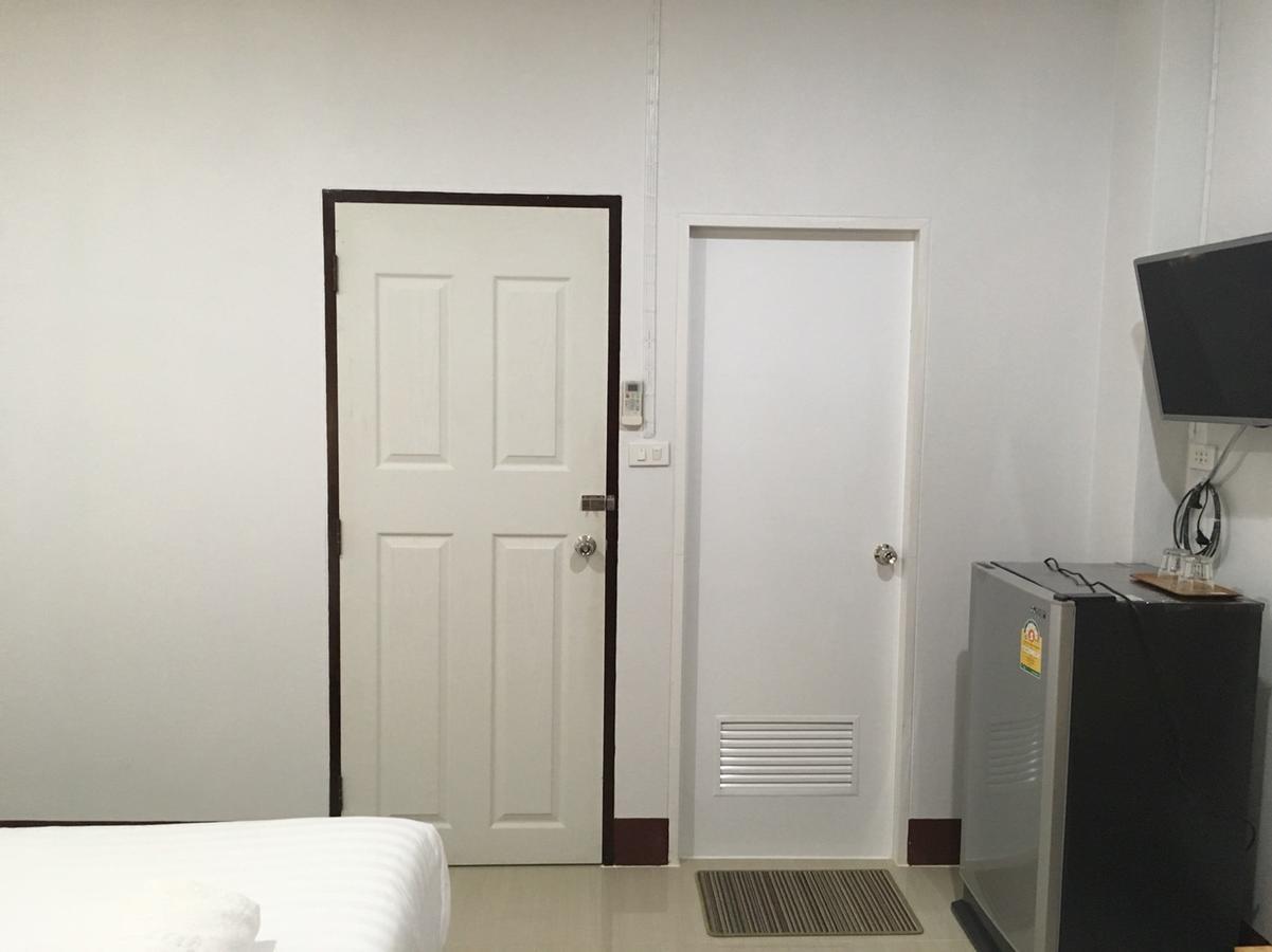 Hotel Y&N House à Prachuap Khiri Khan Extérieur photo